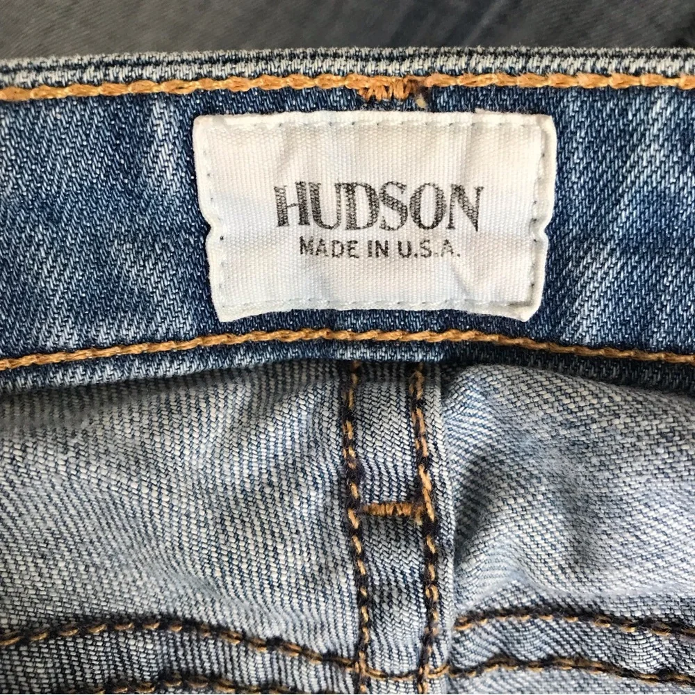 Hudson 5 Pocket Flare Jeans Light Wash Distressed Size 26 Inseam 30.5”._7